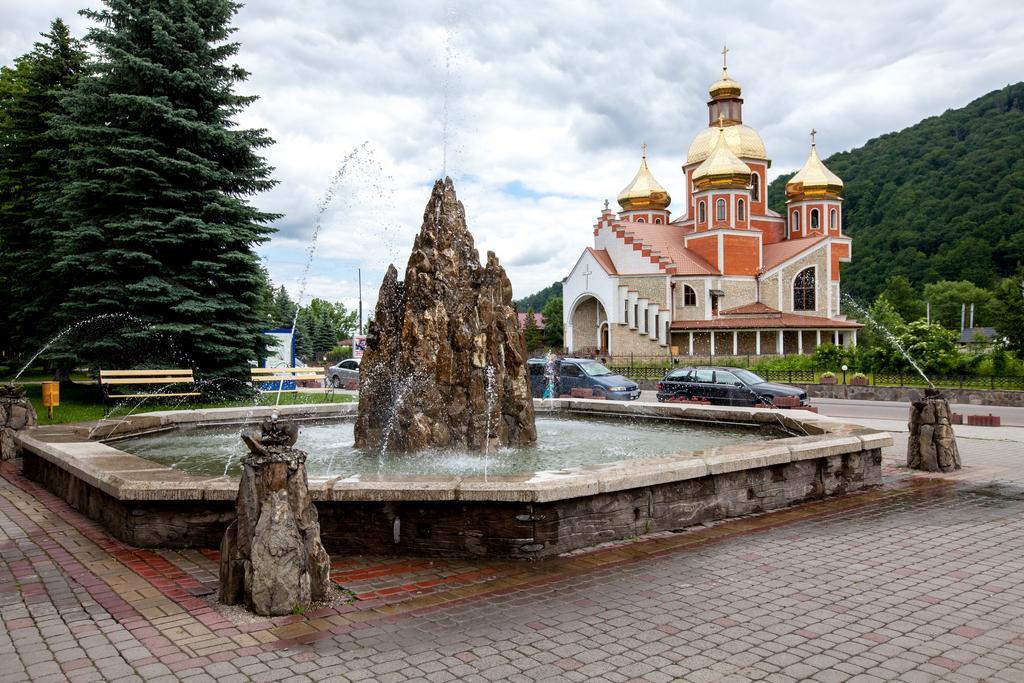 Отель Korali Яремча Экстерьер фото